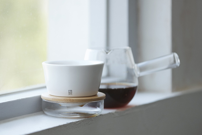 JIA Inc.|手沖咖啡 濾杯+杯座組合(蛋糕杯型)─白色