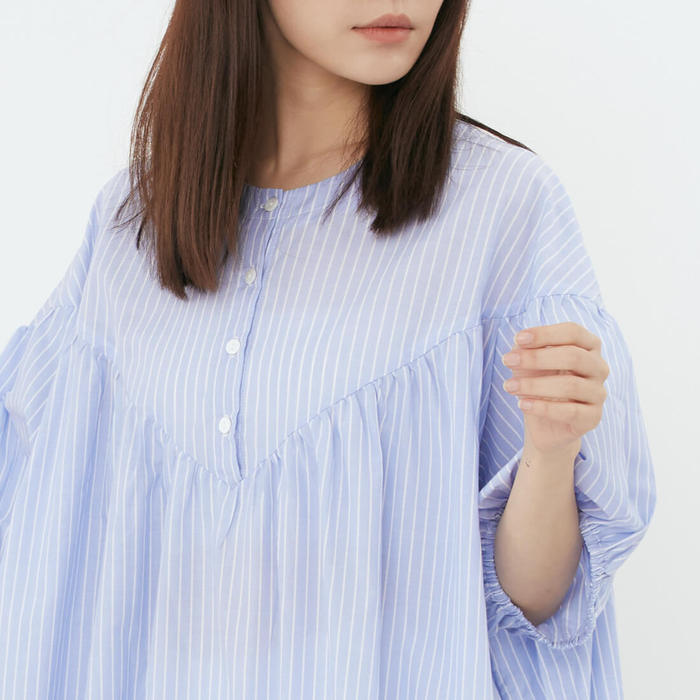 (複製)好我 so that′s me|BerniceV型剪接泡泡袖半開襟長洋裝岩灰