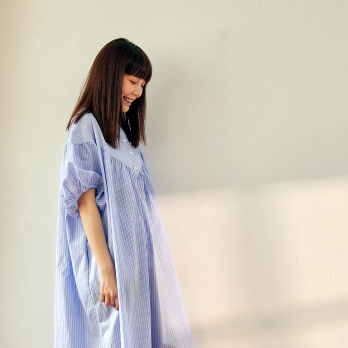 (複製)好我 so that′s me|BerniceV型剪接泡泡袖半開襟長洋裝岩灰