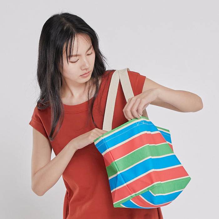 (複製)好我 so that′s me|Hayla小蓋袖寬領垂墜涼感上衣淺藍