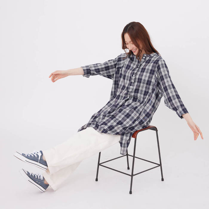 好我 so that′s me|Katy亨利領細格長版襯衫洋裝/深藍格紋 Free Size
