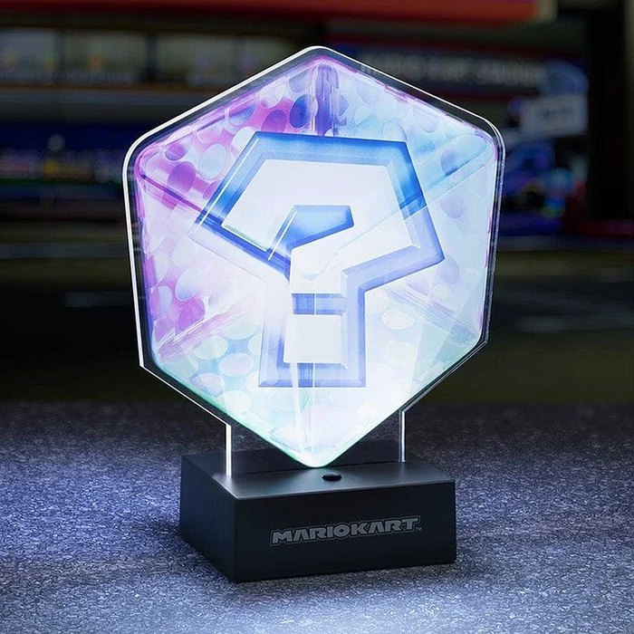 Paladone｜Super Mario Kart Acrylic Question Block Light 瑪利歐賽車問號道具箱圖案燈