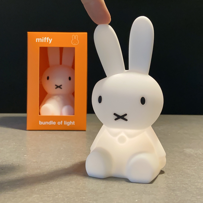 (複製)Mr Maria|Miffy First Light 米菲兔USB充電軟矽膠小夜燈