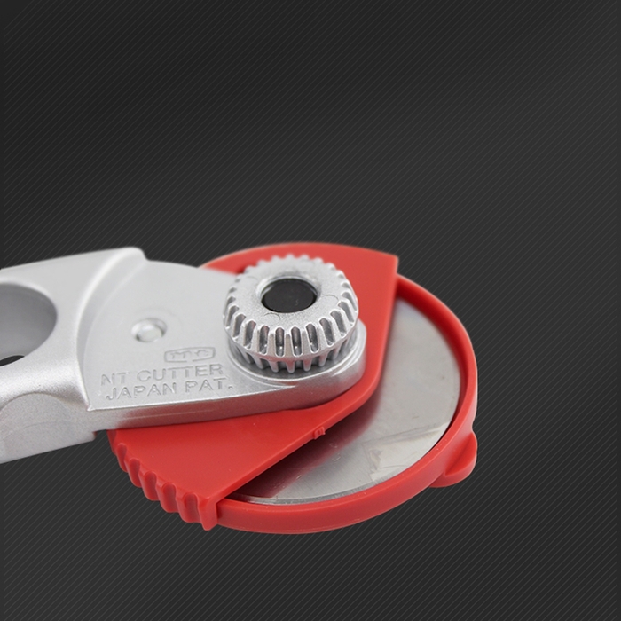 日本NT Cutter|滾輪式布料裁刀裁布刀拼布刀 ( RO-1000GP )
