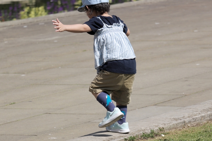 (複製)Leeds weather|FUN.童襪、Kids Socks.台灣製造(Drizzle Feeling、 黑白復古圖騰 )