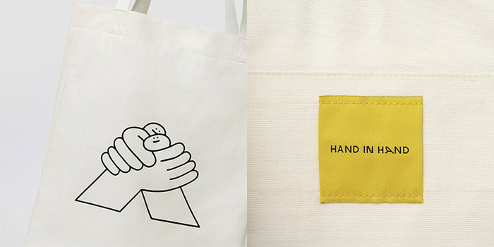 HAND IN HAND|HUGS 大型托特包 – 白