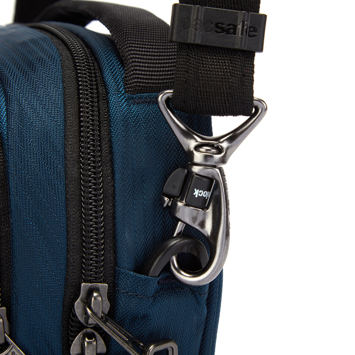 (複製)Pacsafe ECONYL®|Metrosafe 都市防盜斜肩包 LS200(範例)