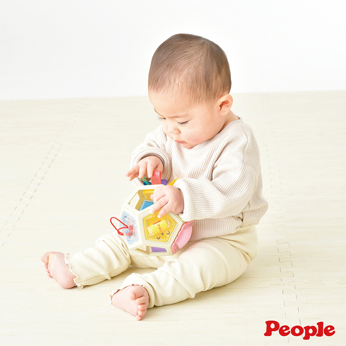 People|五感刺激洞洞球玩具(柔軟)